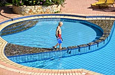 Lefka Studios & Apartments.