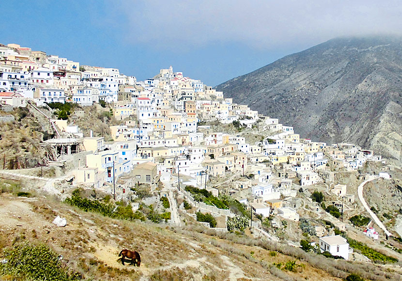 Missa inte den unika byn Olympos när du reser till Diafani på Karpathos i Dodekaneserna.