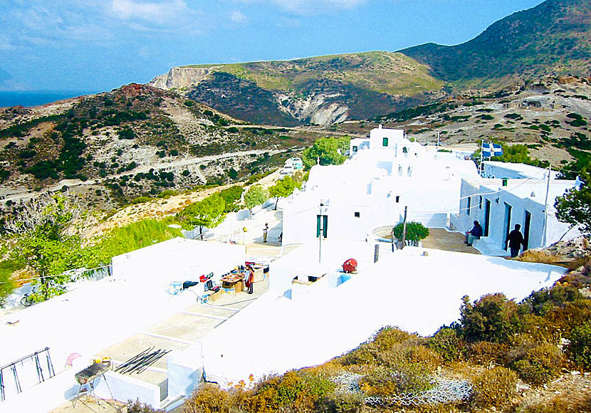 Vandra till klostret Agios Ioannis of Siderianos Monastery sydvästra Milos.