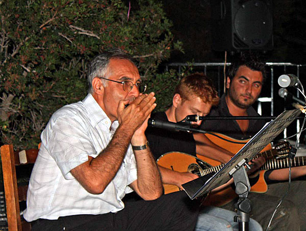 Konsert p&aring; Kalymnos
