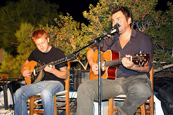 Konsert p&aring; Kalymnos