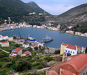 Vy &ouml;ver Kastellorizo stad.