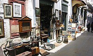 Loppmarknaden vid Monastiraki. 