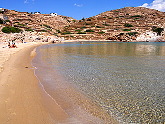 Kolitsani beach p&aring; Ios.
