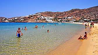Mylopotas beach p&aring; Ios.