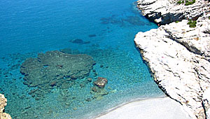 Mouros beach p&aring; Amorgos.