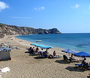 Paleochori beach p&aring; Milos.