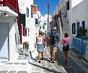 Gr&auml;nder i Mykonos stad. 