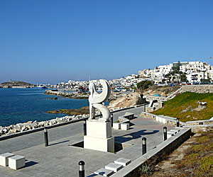 Naxos stad sedd fr&aring;n stadshuset.