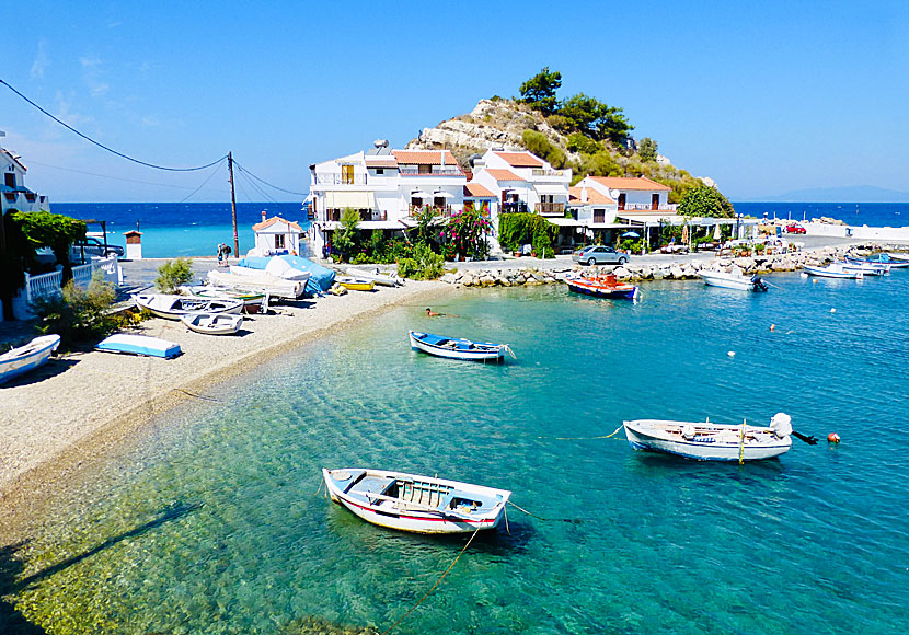Kokkari på Samos är en mycket trevlig turistort med mysiga restauranger och flera fina stränder. 