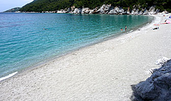 Kastani beach p&aring; Skopelos.