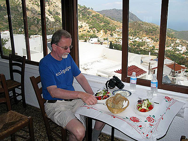 Taverna Andreas i Volada.
