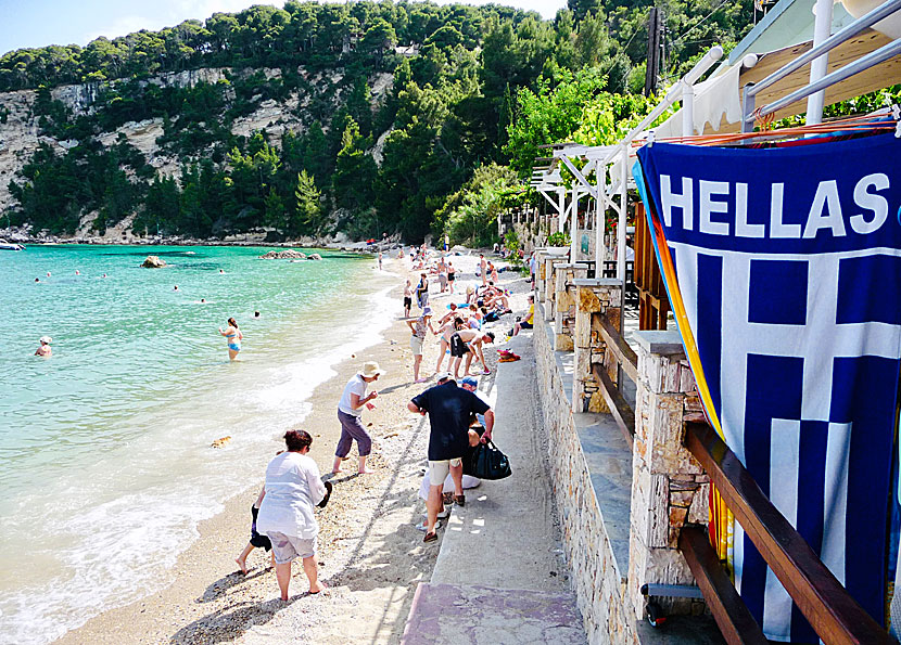 Alonissos bästa stränder. Patitiri beach.