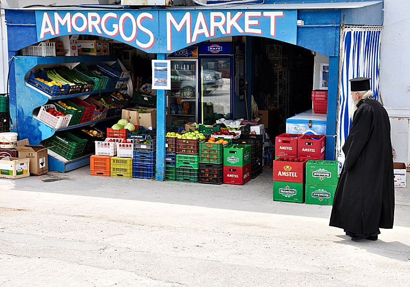 Amorgos Market och andra affärer i Katapola på Amorgos.