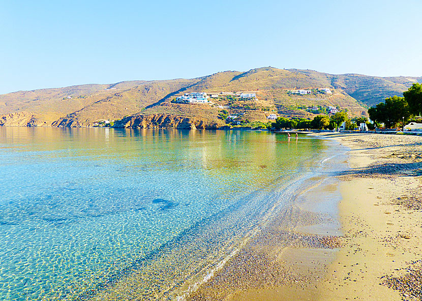 Sandstranden i Egiali på Amorgos är mycket barnvänlig. 
