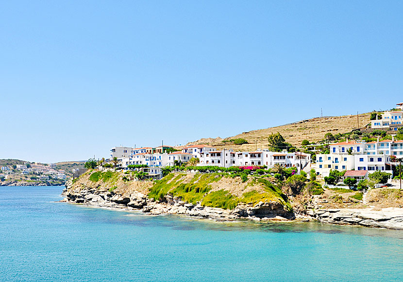 Hotell och pensionat ovanför Stivari beach i Aneroussa.
