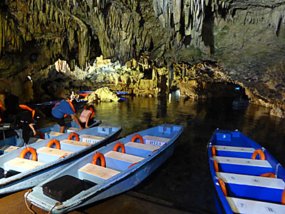 Diros Cave på Peloponnesos.