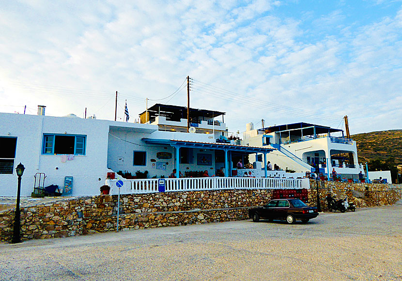 Ouzeria To Kymi och Taverna Captain George i Stavros på Donoussa.