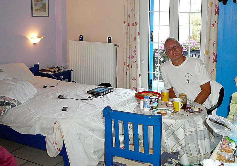 Ingår frukost på Pension Sofi på Naxos?