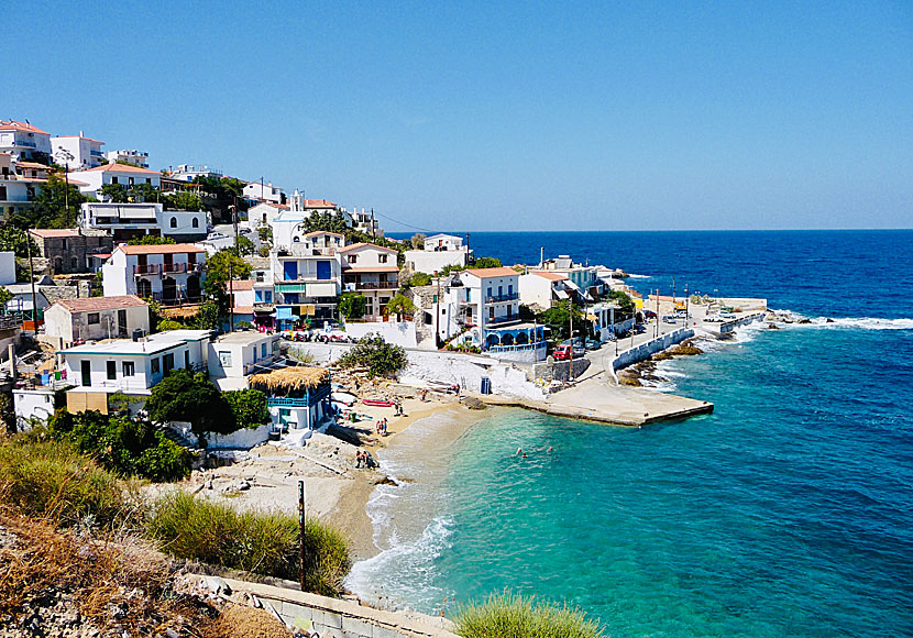 Harbour Street i Armenistis på Ikaria.