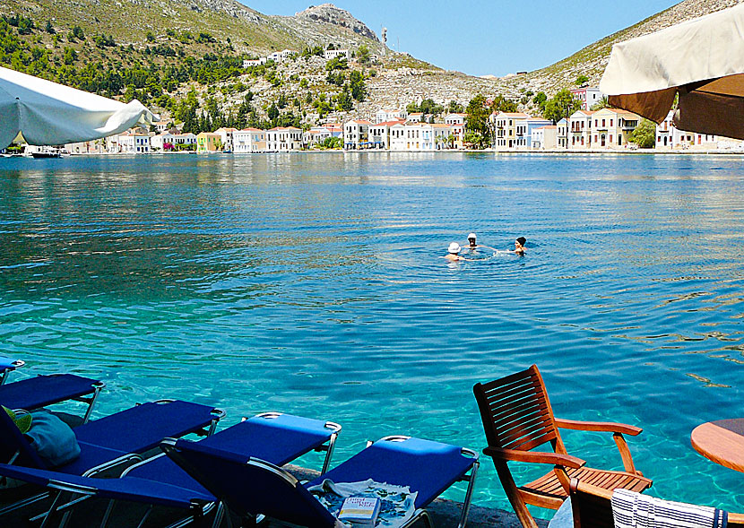 Den stora swimmingpoolen i Megisti på ön Kastellorizo i Dodekaneserna. 