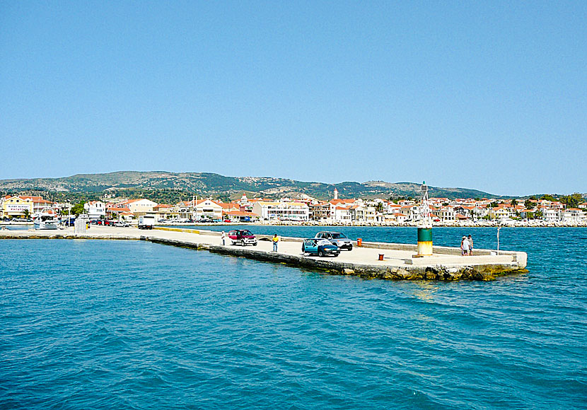 Hamnen på halvön Lixouri på Kefalonia.