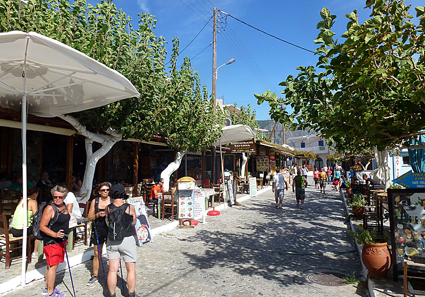 Tavernor och restauranger i Agia Roumeli på södra Kreta.