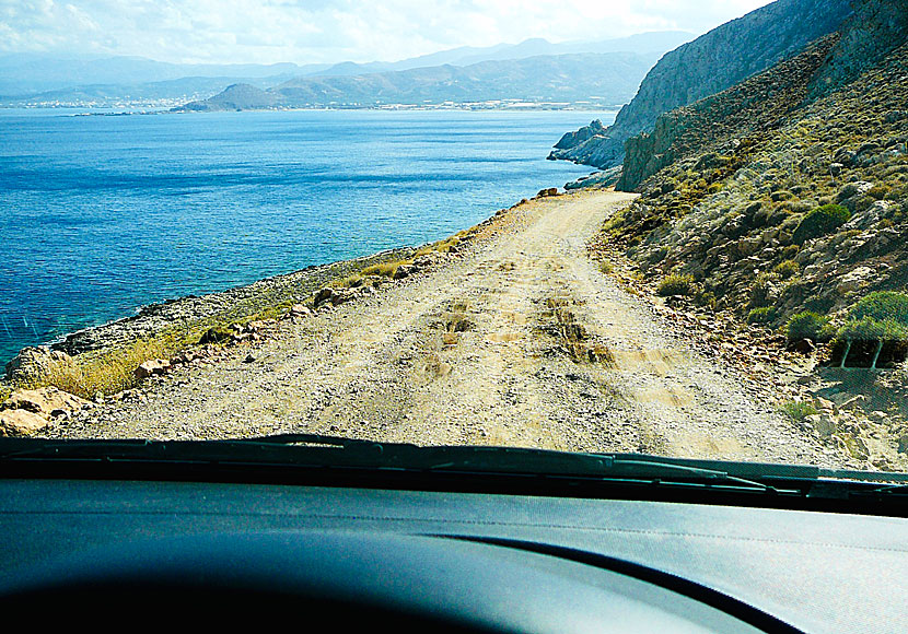 Att köra  bilvägen till Balos på Kreta rekommendera jag inte.