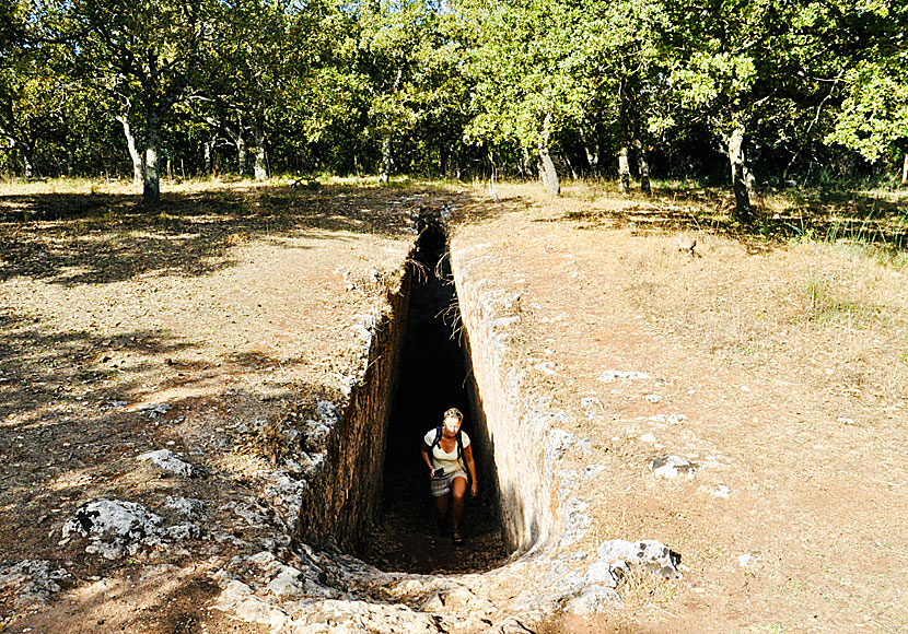 Minoan cemetery of Armeni. Crete.