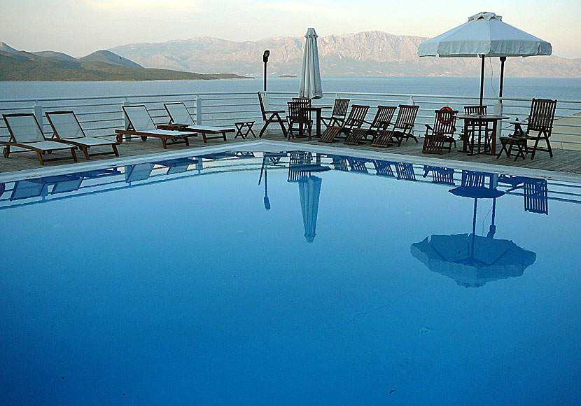 Swimmingpoolen på Hotel Adriatica i Nikiana nära Nidri på Lefkas.