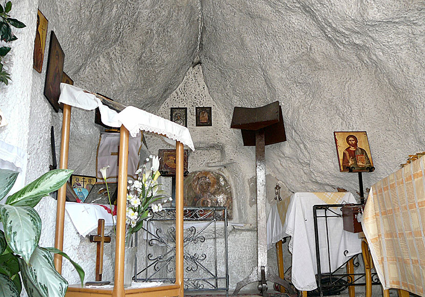 Heliga ikoner inne i Church of Panagia Kavouradena på Leros.