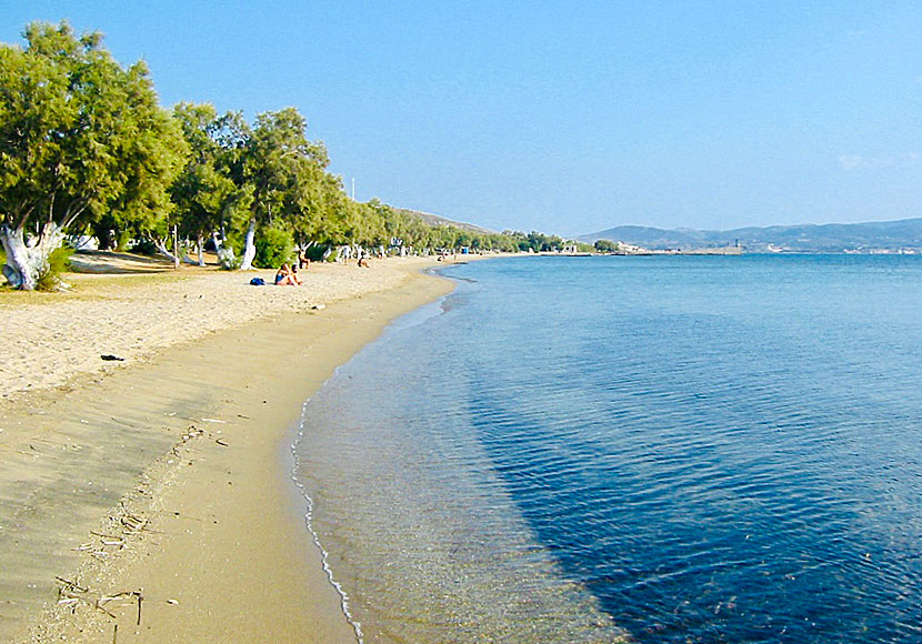 Papikinou beach nära Adamas på Milos i Kykladerna.