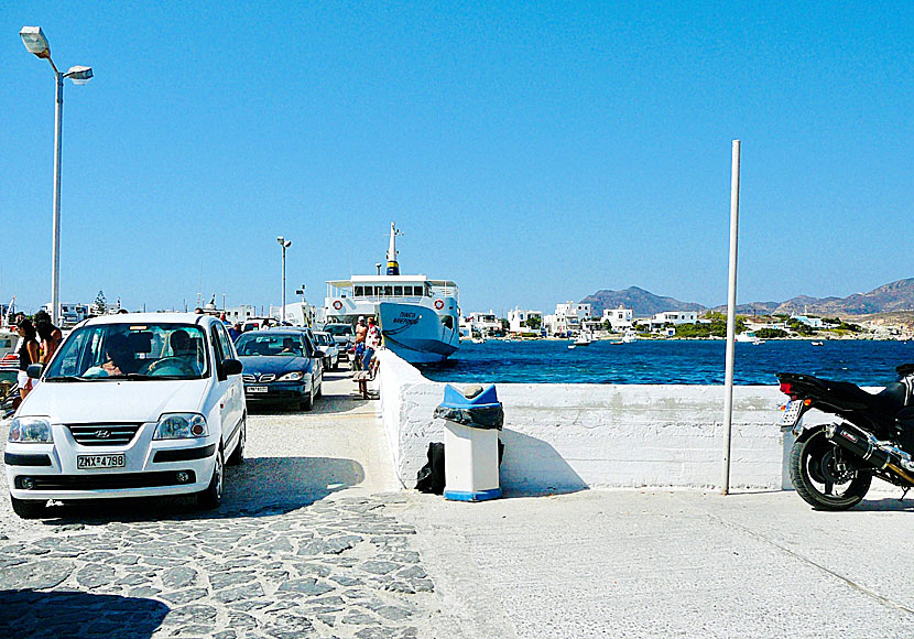 Hamnen i Pollonia på Milos.