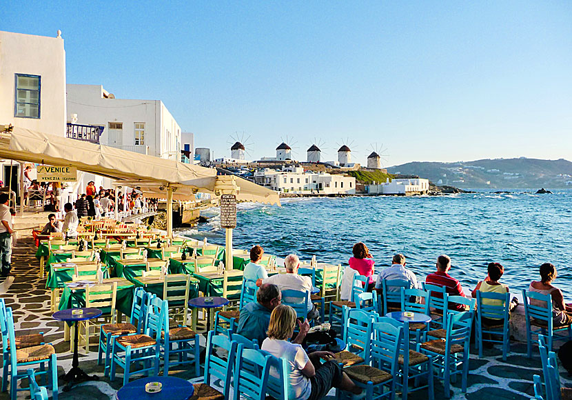 Lilla Venedig och väderkvarnarna i Mykonos Chora.