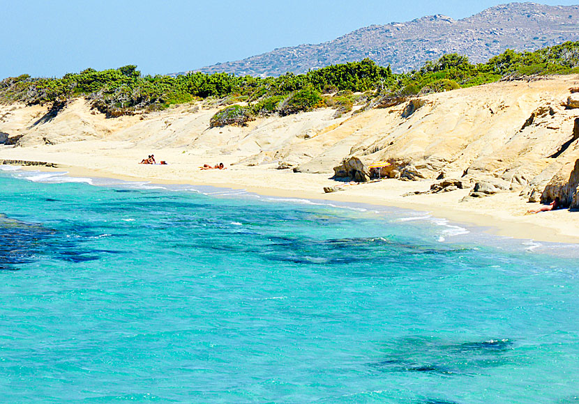 Nudiststranden Hawaii beach på Naxos. 