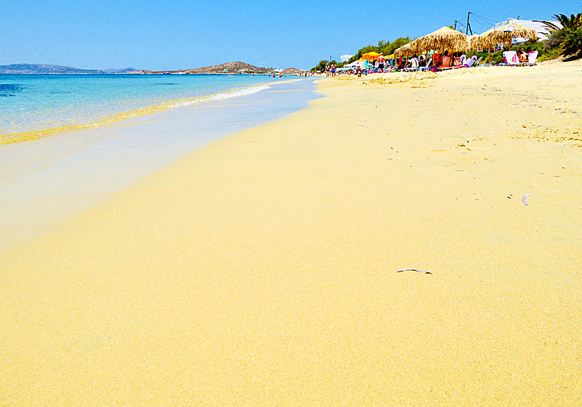 Missa inte sandstränderna Maragas och Plaka när du reser till Agia Anna beach på Naxos.