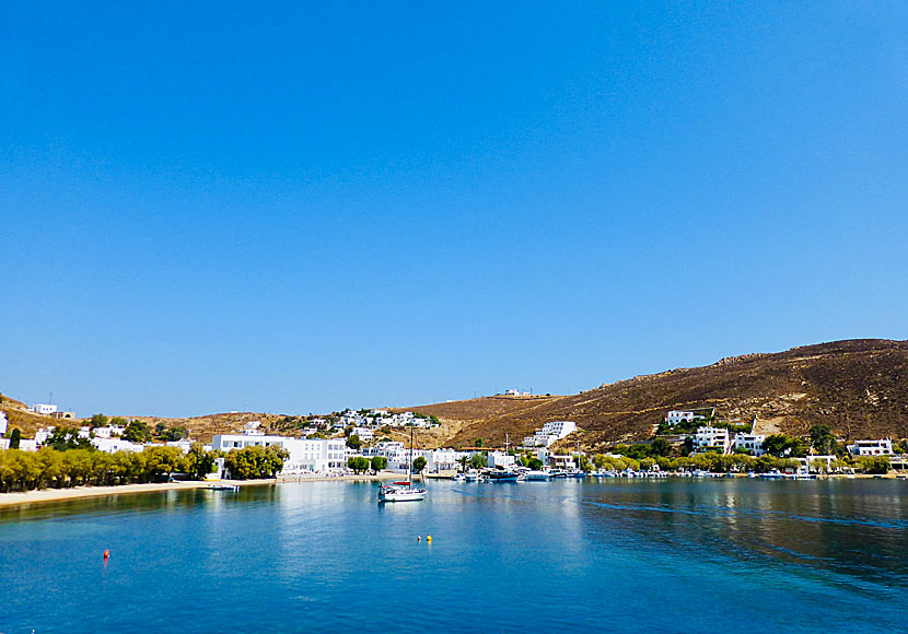 Grikos är den vackrast belägna byn på Patmos. Missa inte!