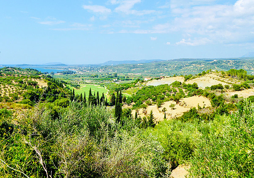 Spela golf i Costa Navarino på Peloponnesos.