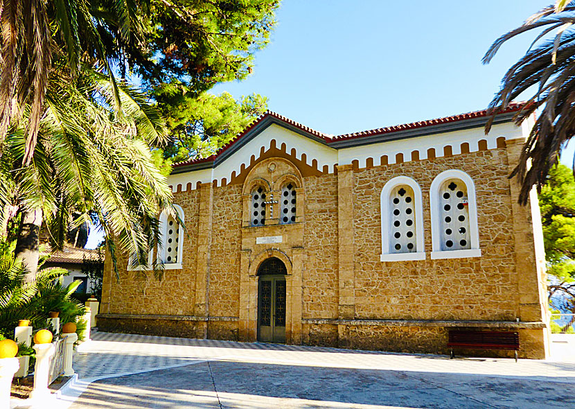 Panagia Eleistria church i Koroni Castle. 
