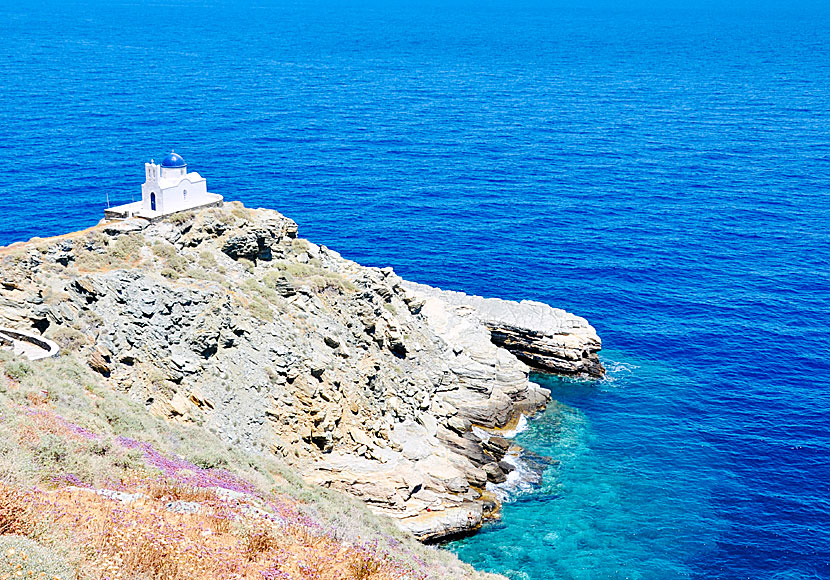 Efta Martyrs beach på Sifnos.