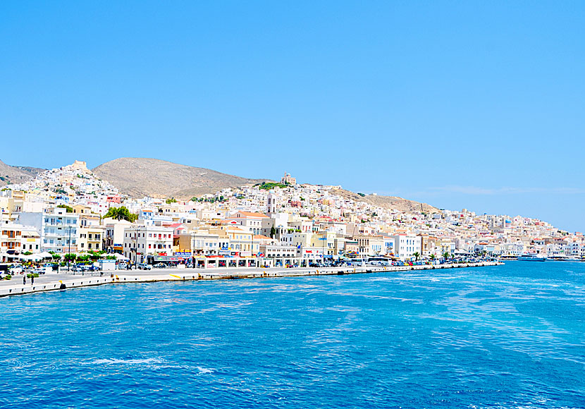 Av Greklands 60 populäraste och bästa öar ligger Syros på plats 29.