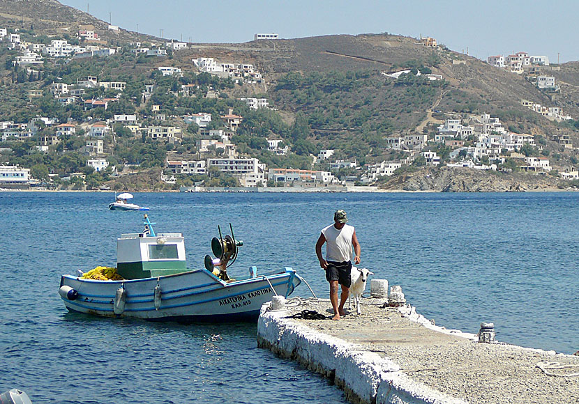 Båtförbindelse mellan Telendos och Kalymnos.    