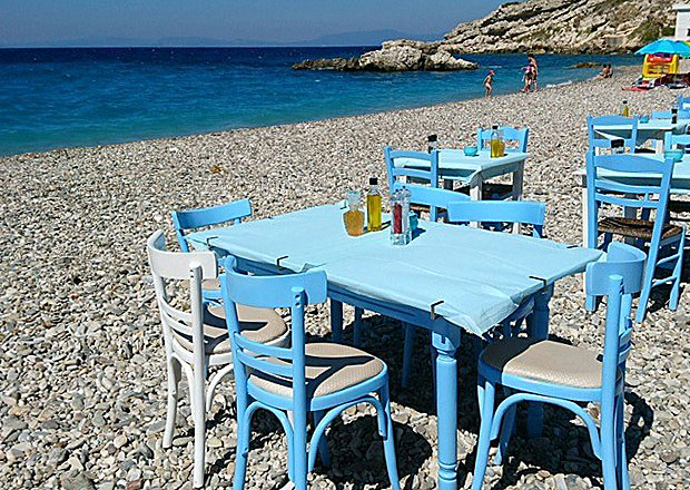Pelle och Linda reser till Samos om bara...