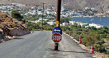 Sagan om elstolparna på Tilos.