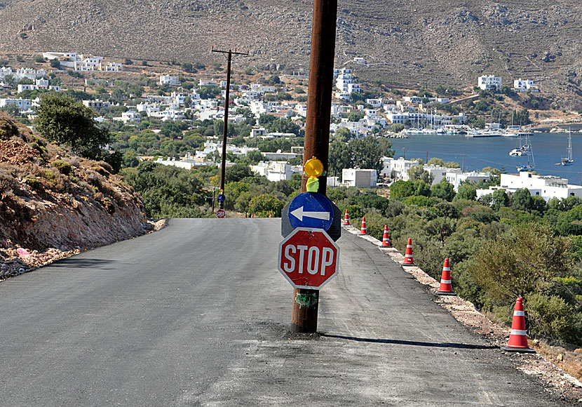 Hur är det att köra bil och moped på Tilos?