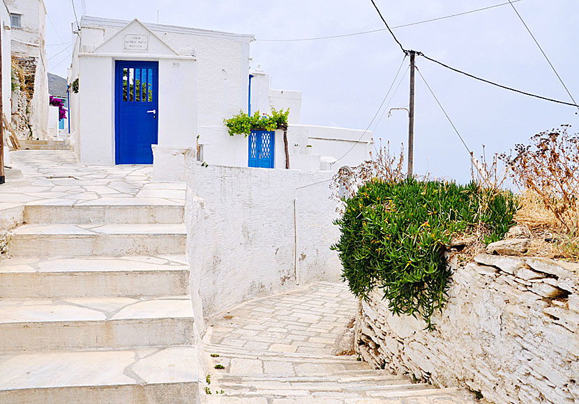 Byn Isternia på Tinos i Kykladerna.