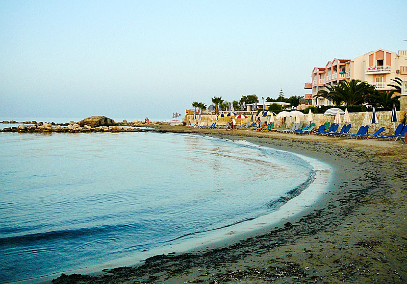 Zakynthos bästa stränder. Argassi beach.