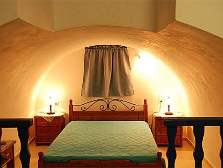Honeymoon Beach Hotel. Santorini.