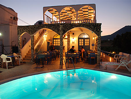 Honeymoon Beach Hotel. Santorini.
