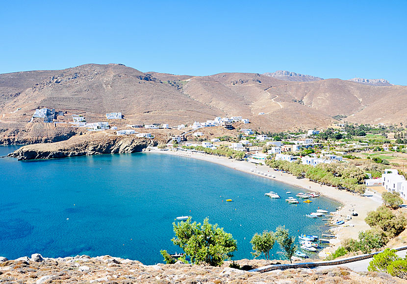 Astypalea en mycket karg ö vilket märks när man solar och badar på Livadia beach. 